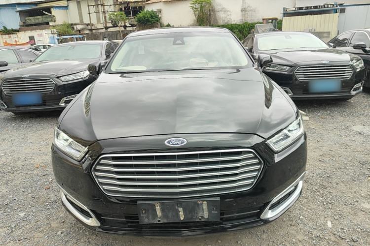 Used Ford Taurus 2017 EcoBoost 245 Luxury Model Front