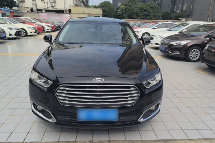 Used Ford Taurus 2017 EcoBoost 180 Luxury Model Front