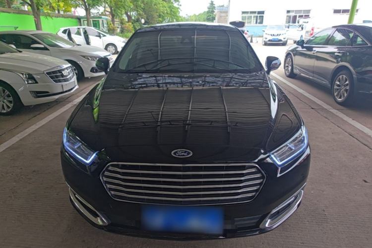 Used Ford Taurus 2017 EcoBoost 245 Fashion Edition Front