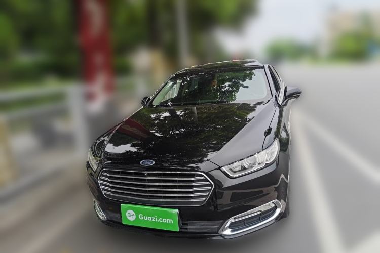 Used Ford Taurus 2017 EcoBoost 245 Fashion Edition Front
