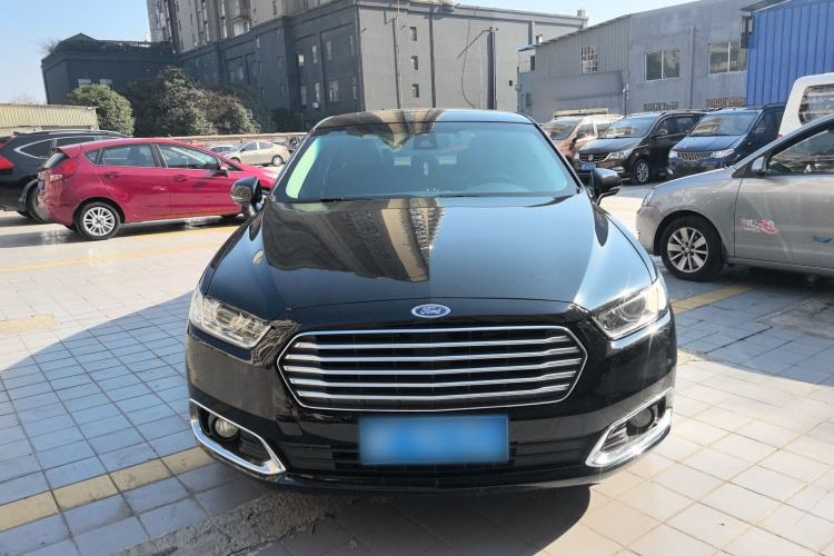 Used Ford Taurus 2017 EcoBoost 180 Luxury Model Front