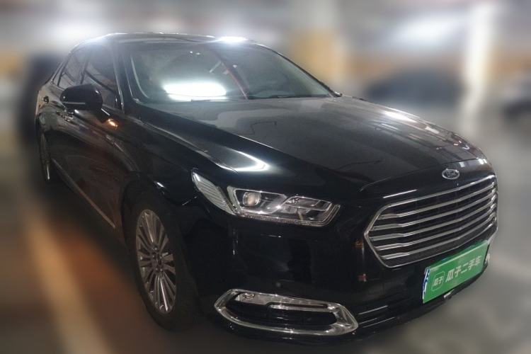 Used Ford Taurus 2017 EcoBoost 245 Luxury Model Front Right 45 Deg