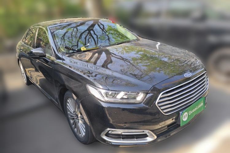 Used Ford Taurus 2017 EcoBoost 245 Luxury Model Front Right 45 Deg