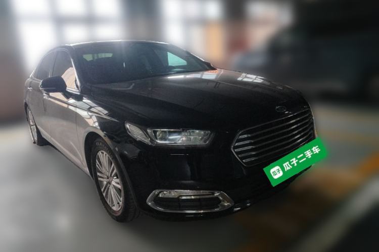 Used Ford Taurus 2017 EcoBoost 245 Fashion Edition Front Right 45 Deg
