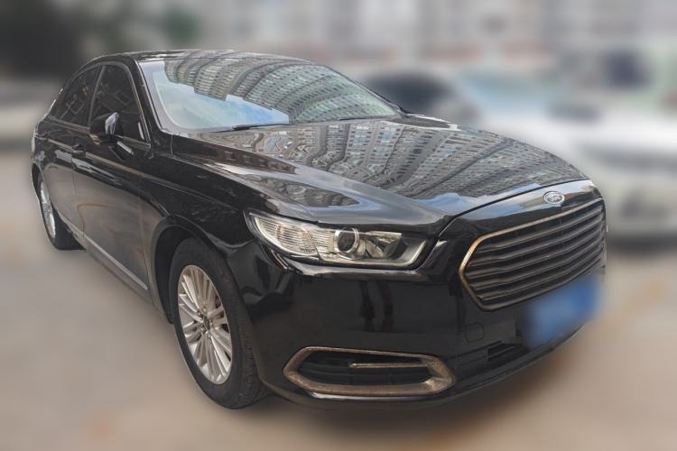 Used Ford Taurus 2017 EcoBoost 245 Fashion Edition Front Right 45 Deg