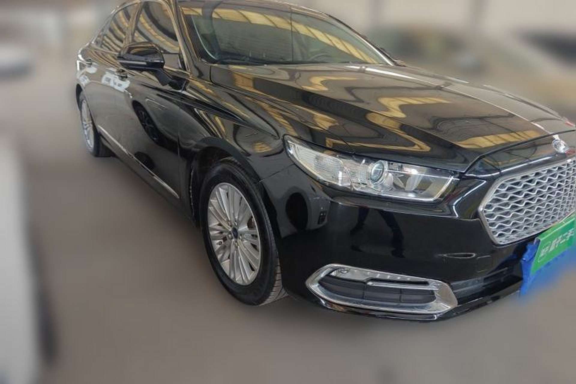 Used Ford Taurus 2017 EcoBoost 245 Fashion Edition Front Right 45 Deg