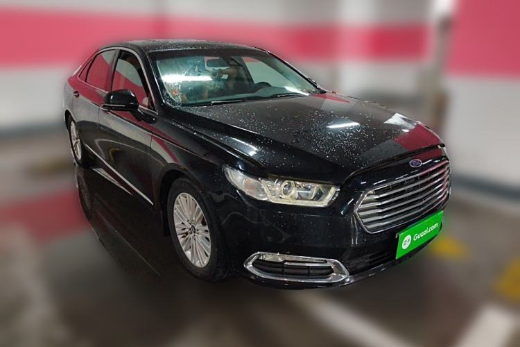 Used Ford Taurus 2017 Facelifted EcoBoost 245 Fashion Edition Front Right 45 Deg