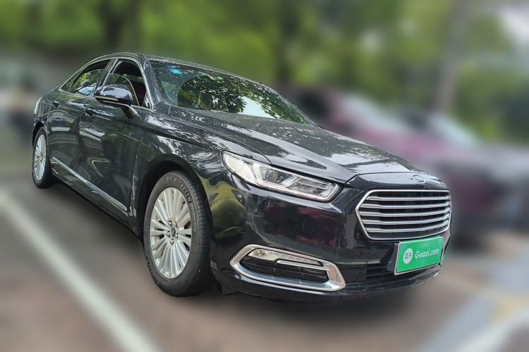 Used Ford Taurus 2017 Facelifted EcoBoost 245 Fashion Edition Front Right 45 Deg