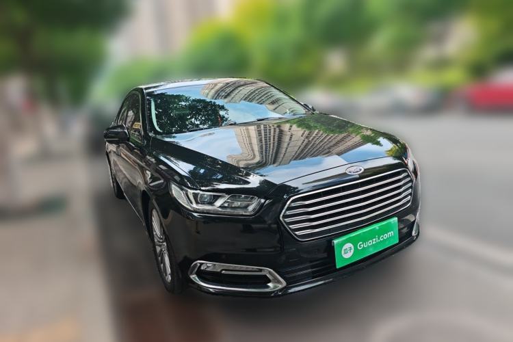 Used Ford Taurus 2017 EcoBoost 245 Luxury Model Front Right 45 Deg