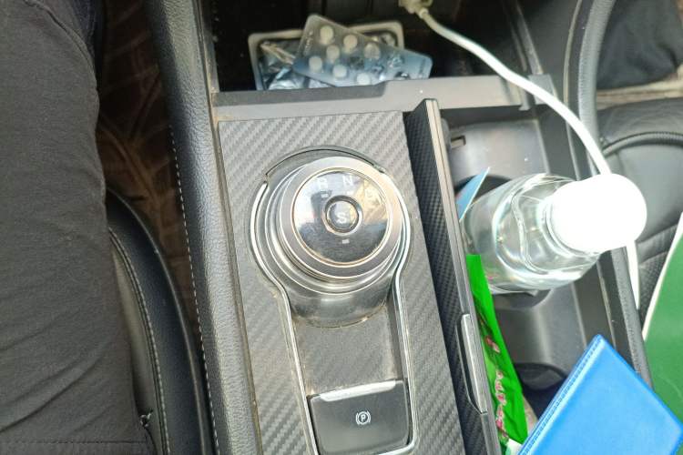 Used Ford Taurus 2017 EcoBoost 180 Luxury Model Gear Lever