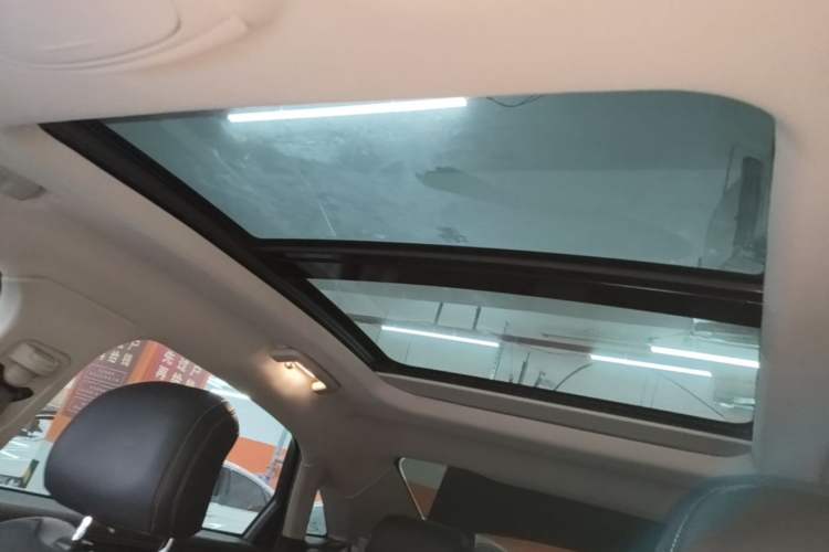 Used Ford Taurus 2017 Facelifted EcoBoost 245 Fashion Edition Headliner