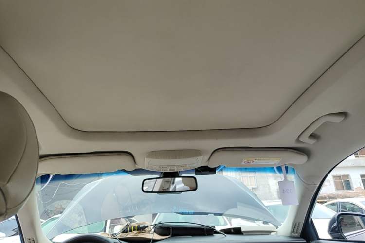 Used Ford Taurus 2017 EcoBoost 245 Luxury Model Headliner