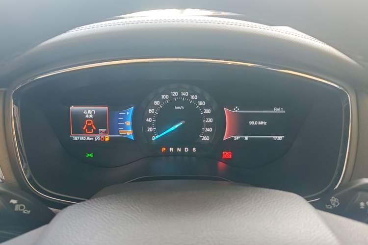Used Ford Taurus 2017 EcoBoost 245 Fashion Edition Instrument Cluster