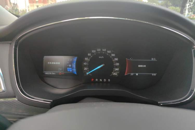 Used Ford Taurus 2017 Facelifted EcoBoost 245 Fashion Edition Instrument Cluster