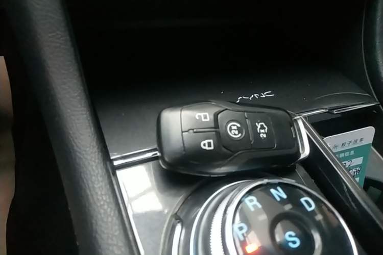 Used Ford Taurus 2017 Facelifted EcoBoost 245 Fashion Edition Interior 1