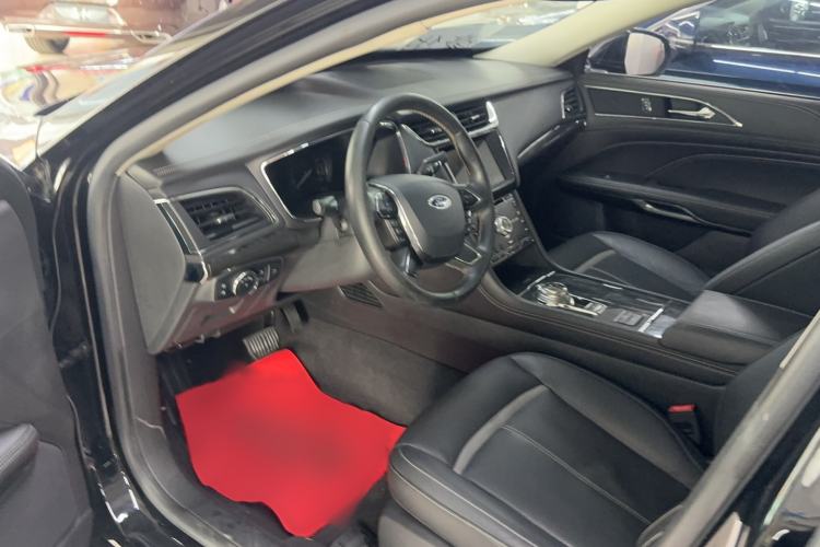 Used Ford Taurus 2017 EcoBoost 245 Luxury Model Interior 1
