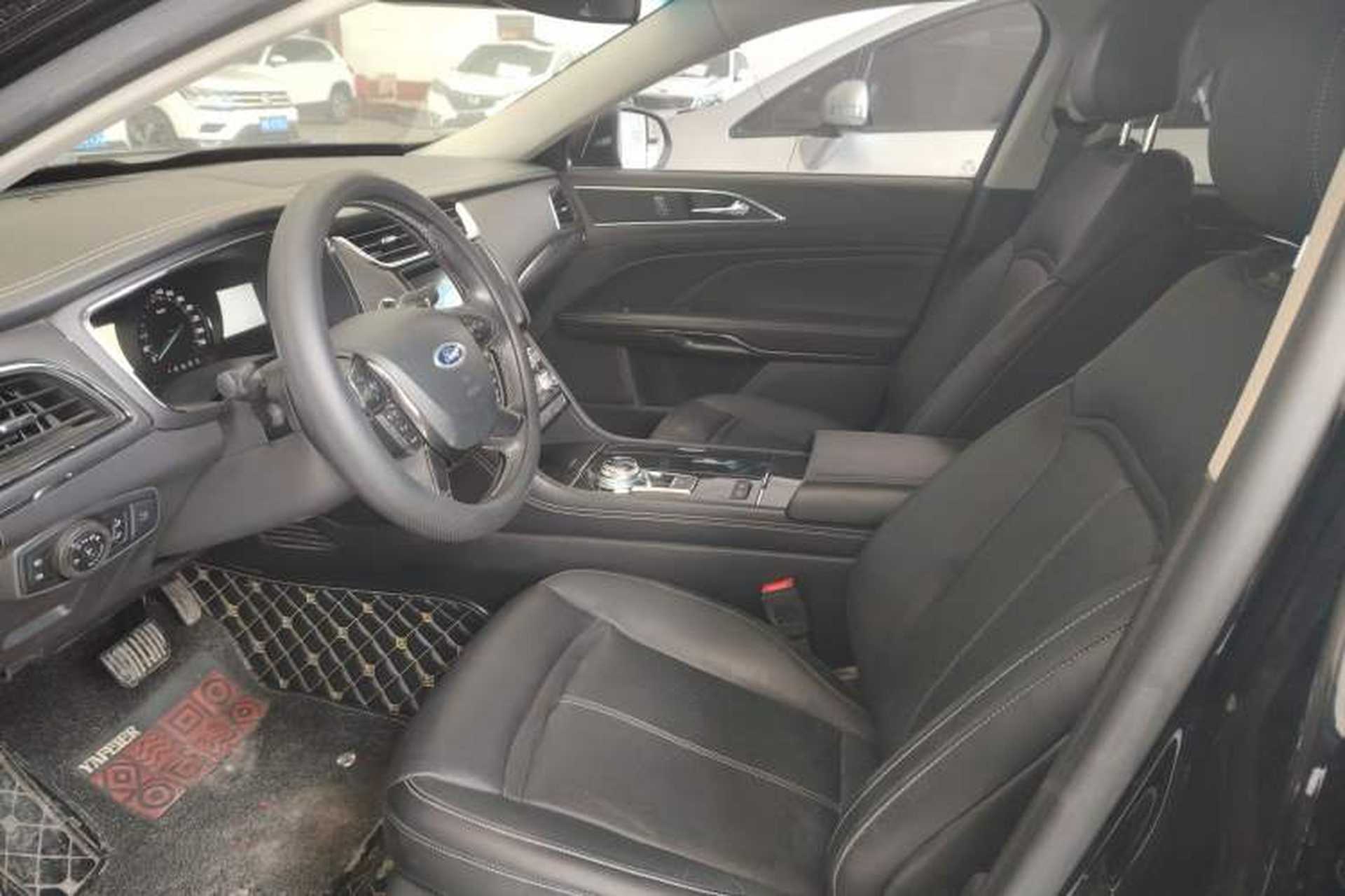 Used Ford Taurus 2017 EcoBoost 245 Fashion Edition Interior 5