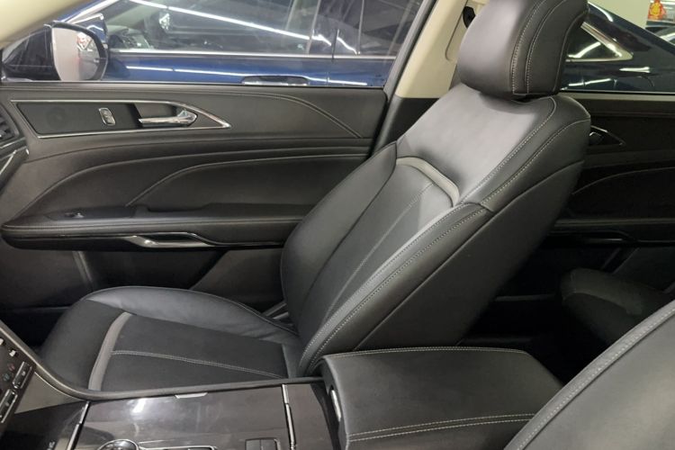 Used Ford Taurus 2017 EcoBoost 245 Luxury Model Interior 6
