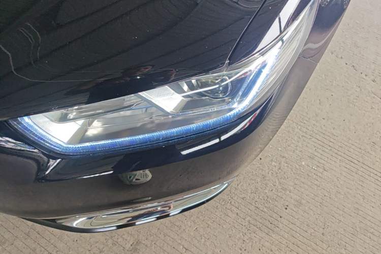 Used Ford Taurus 2017 EcoBoost 245 Fashion Edition Left Front Headlight