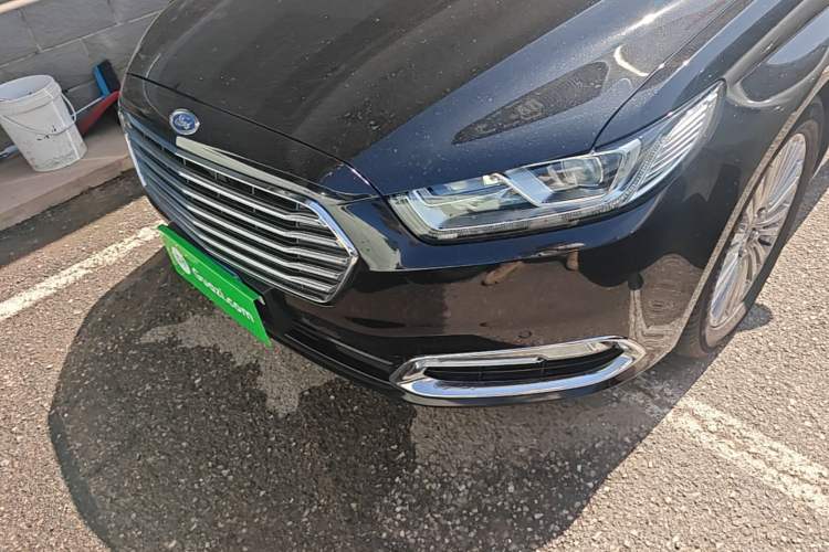Used Ford Taurus 2017 EcoBoost 245 Luxury Model Left Front Headlight
