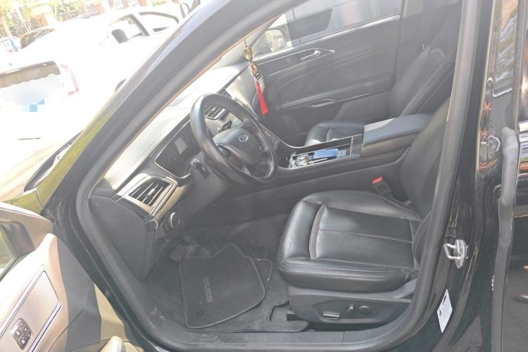 Used Ford Taurus 2017 EcoBoost 245 Luxury Model Left Front Seat