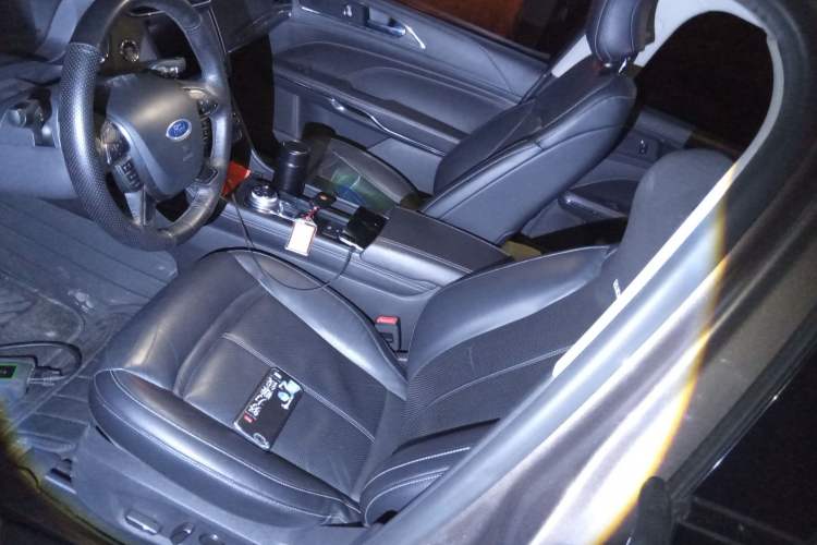 Used Ford Taurus 2017 EcoBoost 180 Luxury Model Left Front Seat