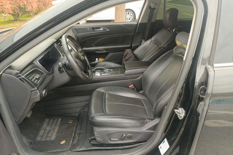 Used Ford Taurus 2017 EcoBoost 180 Luxury Model Left Front Seat