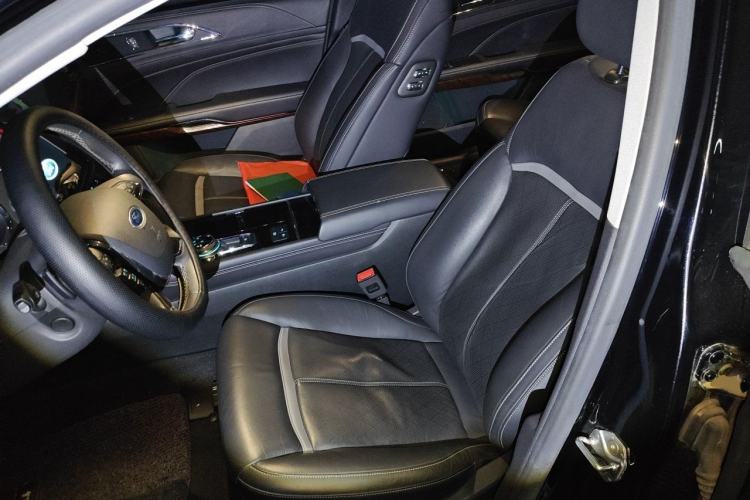 Used Ford Taurus 2017 EcoBoost 325 V6 Flagship Model Left Front Seat