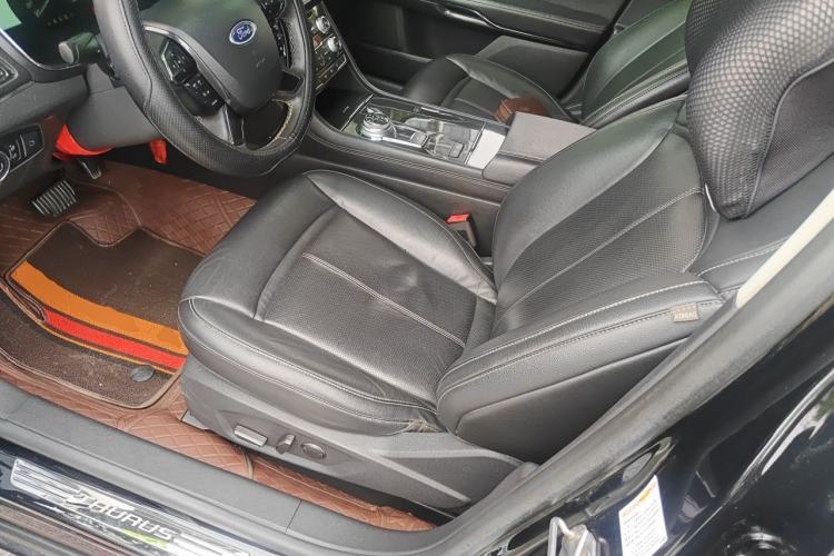 Used Ford Taurus 2017 EcoBoost 245 Fashion Edition Left Front Seat