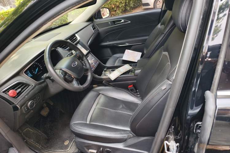 Used Ford Taurus 2017 EcoBoost 245 Luxury Model Left Front Seat