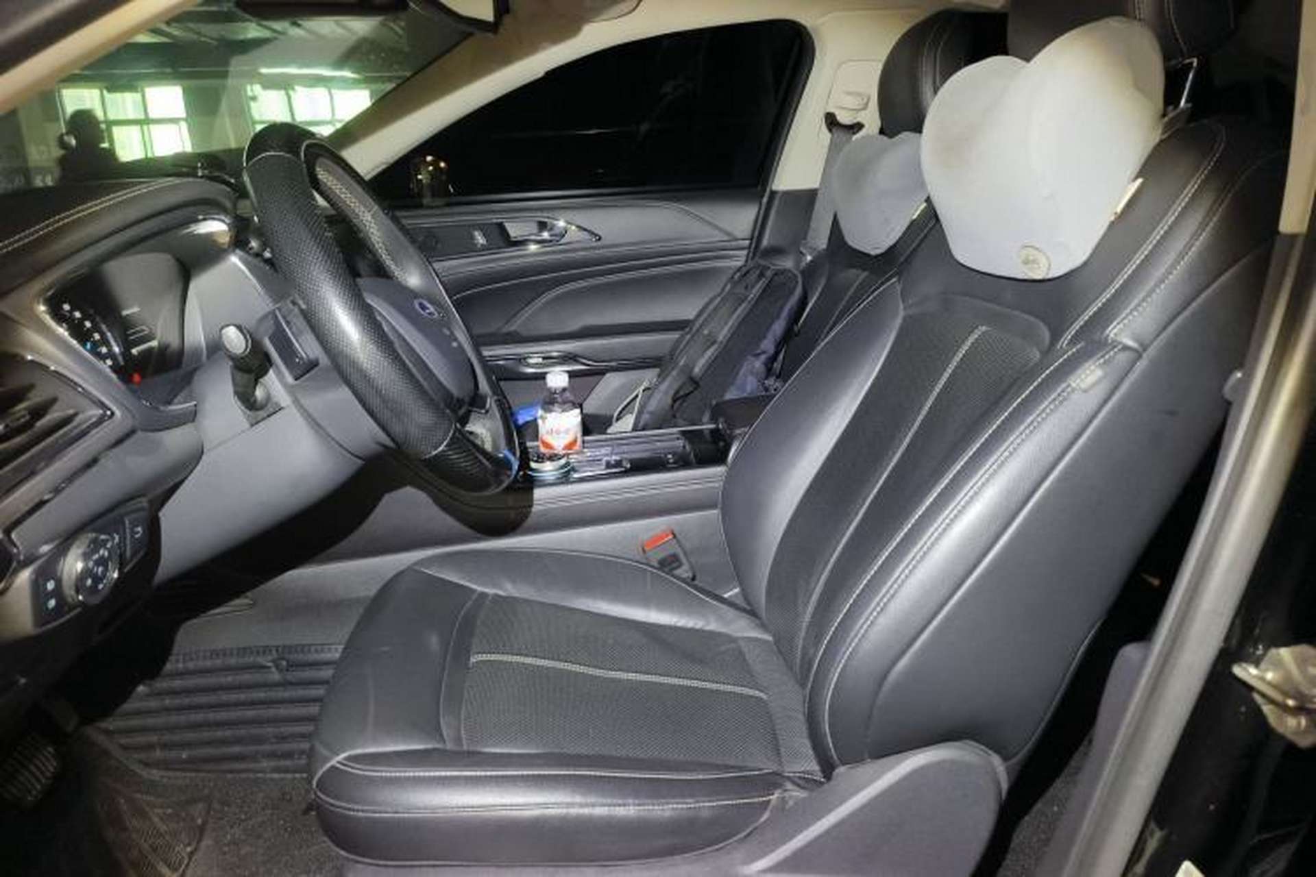 Used Ford Taurus 2017 EcoBoost 245 Fashion Edition Left Front Seat