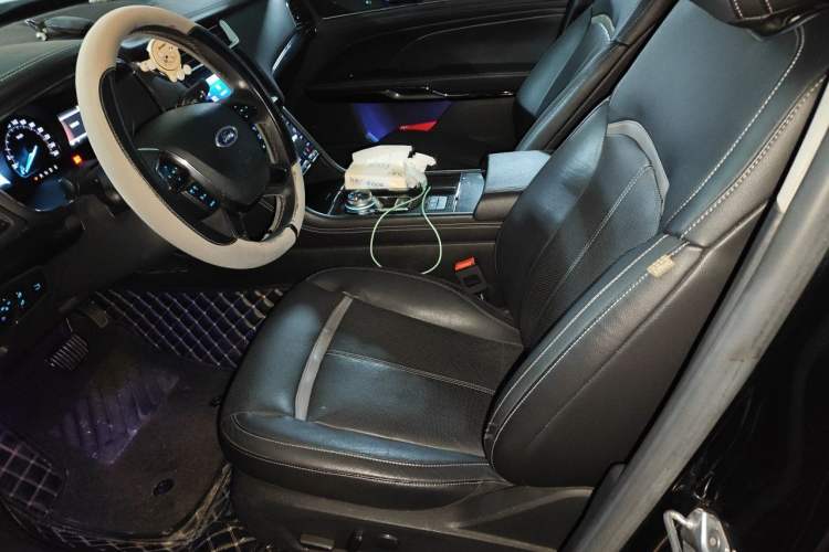 Used Ford Taurus 2017 EcoBoost 180 Ultimate Model Left Front Seat