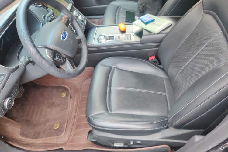 Used Ford Taurus 2017 EcoBoost 180 Luxury Model Left Front Seat