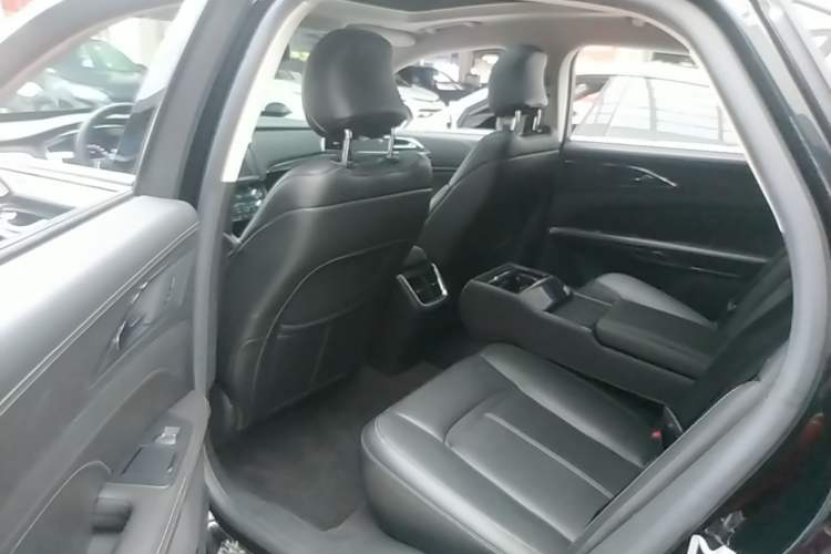 Used Ford Taurus 2017 Facelifted EcoBoost 245 Fashion Edition Left Rear Seat
