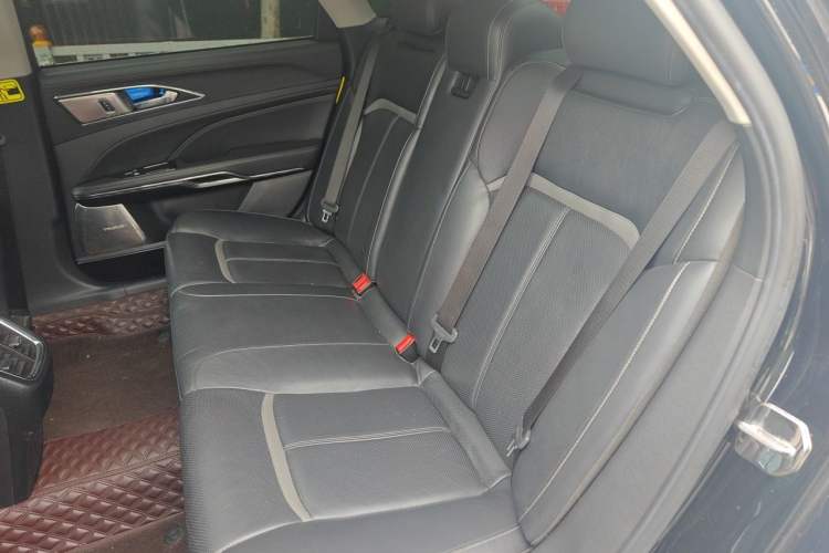 Used Ford Taurus 2017 Facelifted EcoBoost 245 Luxury Version Left Rear Seat