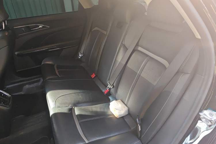 Used Ford Taurus 2017 EcoBoost 245 Luxury Model Left Rear Seat