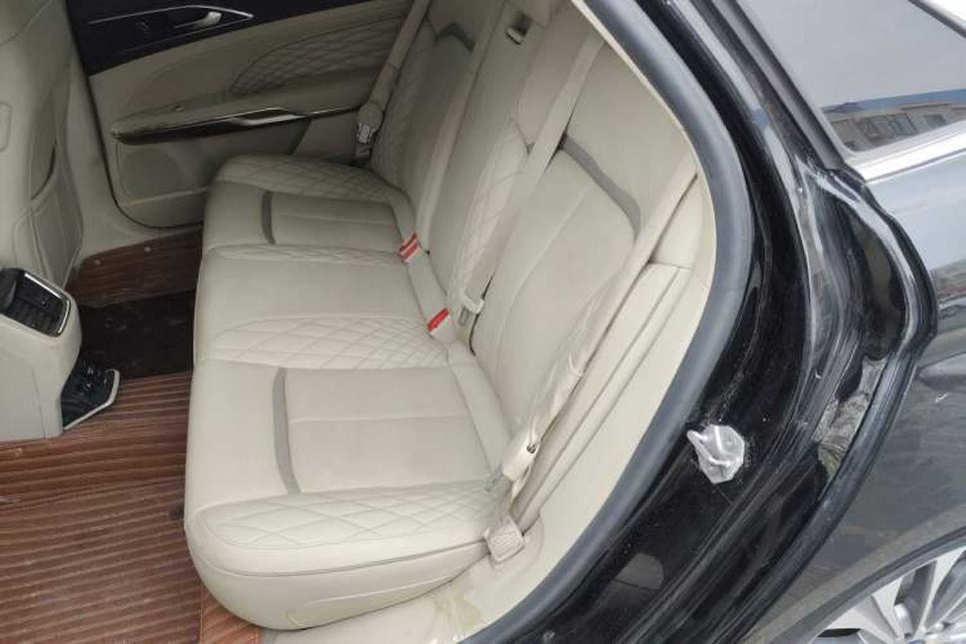 Used Ford Taurus 2017 EcoBoost 325 V6 LTD Limited Edition Left Rear Seat