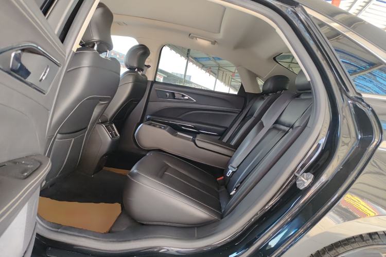 Used Ford Taurus 2017 EcoBoost 180 Luxury Model Left Rear Seat