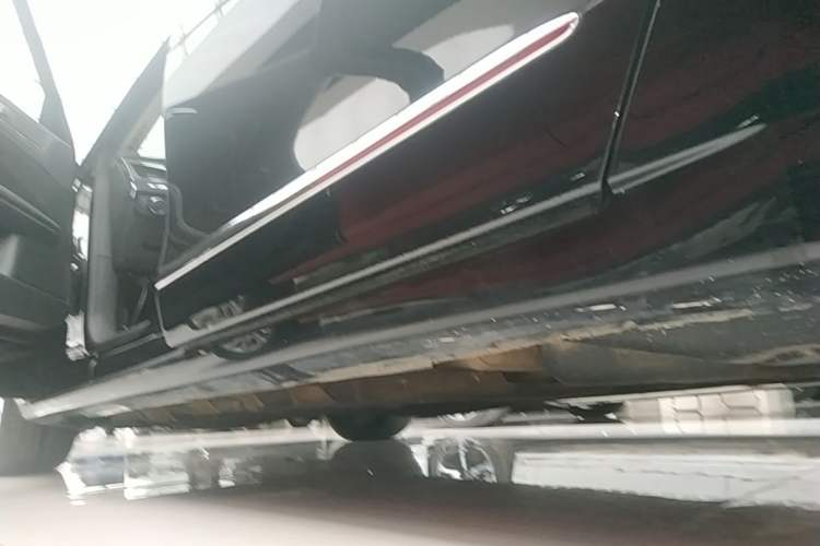 Used Ford Taurus 2017 Facelifted EcoBoost 245 Fashion Edition Left Side Sill