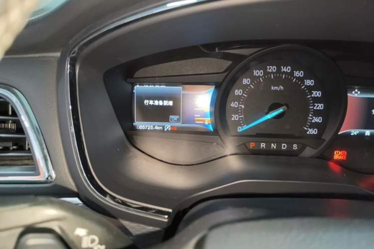 Used Ford Taurus 2017 Facelifted EcoBoost 245 Fashion Edition Odometer Close Up
