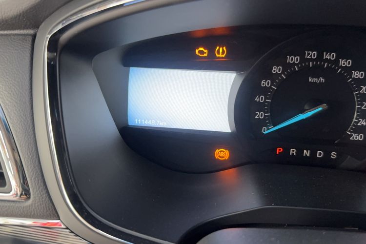 Used Ford Taurus 2017 EcoBoost 245 Luxury Model Odometer Close Up