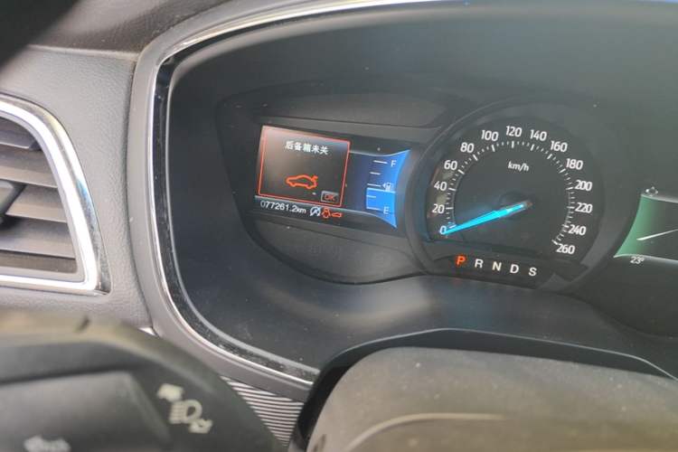 Used Ford Taurus 2017 EcoBoost 245 Luxury Model Odometer Close Up