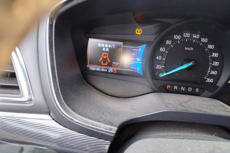 Used Ford Taurus 2017 EcoBoost 245 Luxury Model Odometer Close Up