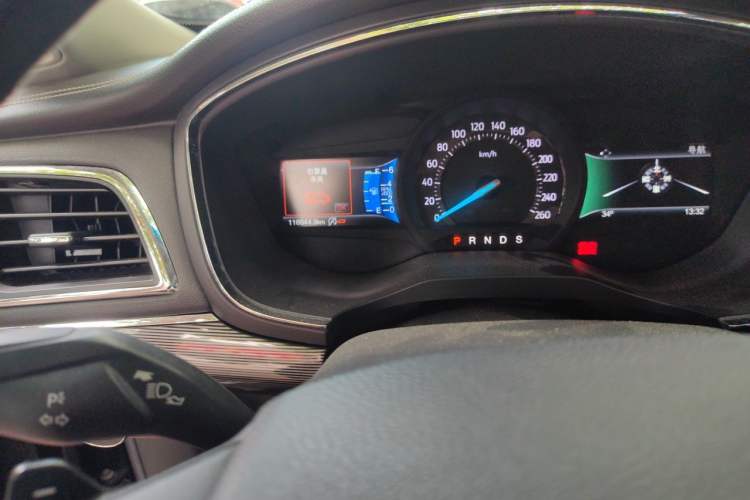 Used Ford Taurus 2017 EcoBoost 245 Luxury Model Odometer Close Up