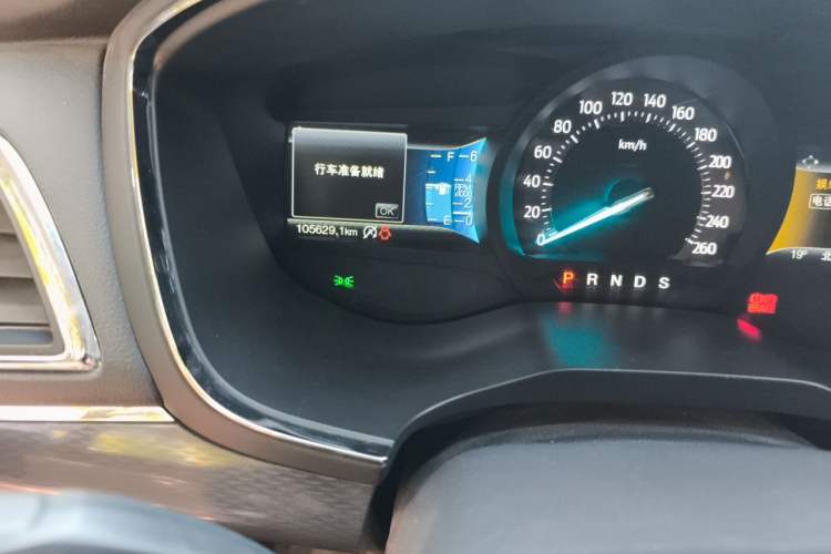 Used Ford Taurus 2017 Facelifted EcoBoost 245 Fashion Edition Odometer Close Up