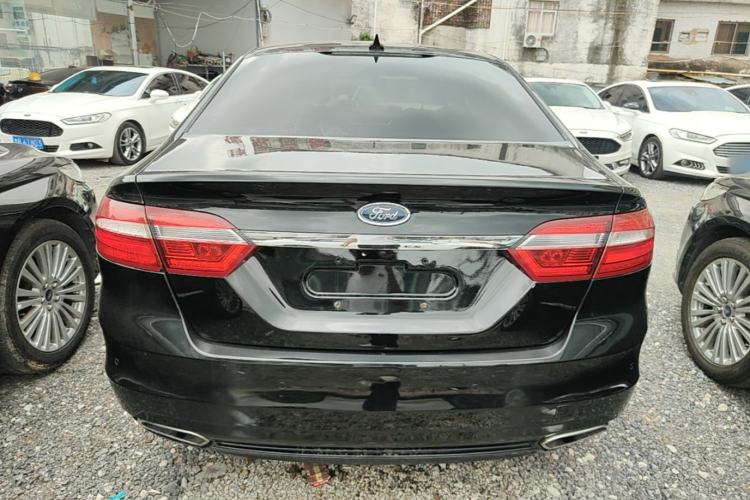 Used Ford Taurus 2017 EcoBoost 245 Luxury Model Rear