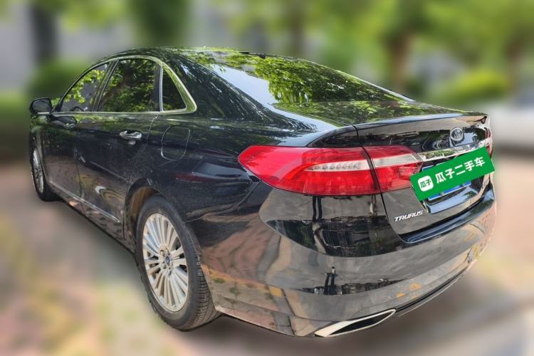 Used Ford Taurus 2017 EcoBoost 245 Luxury Model Rear Left 45 Deg