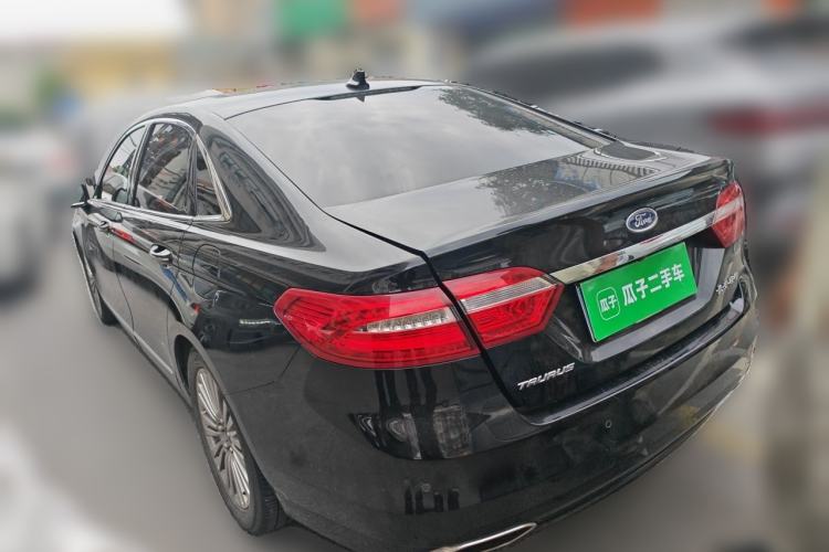 Used Ford Taurus 2017 EcoBoost 245 Luxury Model Rear Left 45 Deg