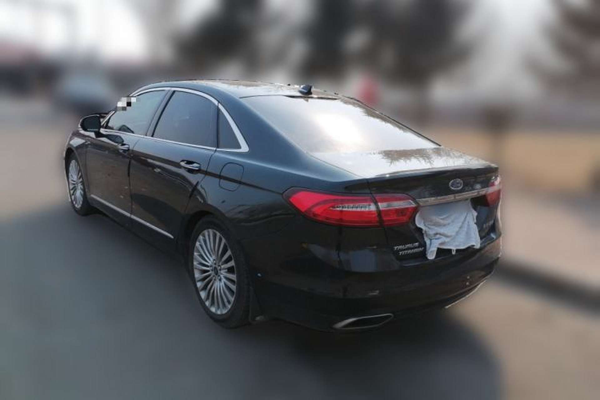 Used Ford Taurus 2017 EcoBoost 245 Flagship Model Rear Left 45 Deg