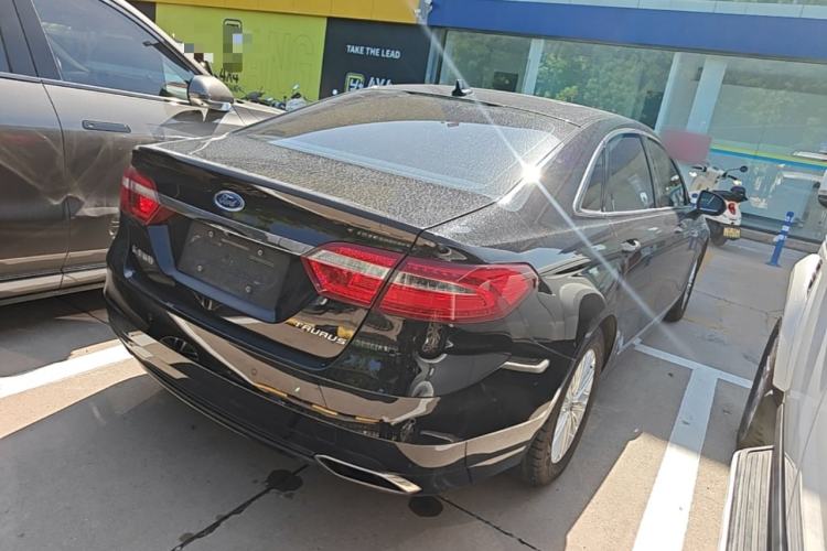 Used Ford Taurus 2017 Facelifted EcoBoost 245 Fashion Edition Rear Right 45 Deg